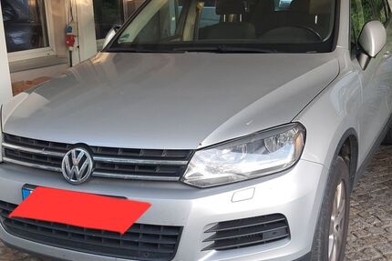VW Touareg 238.645 km 12.000 &euro; PIRNA 01796