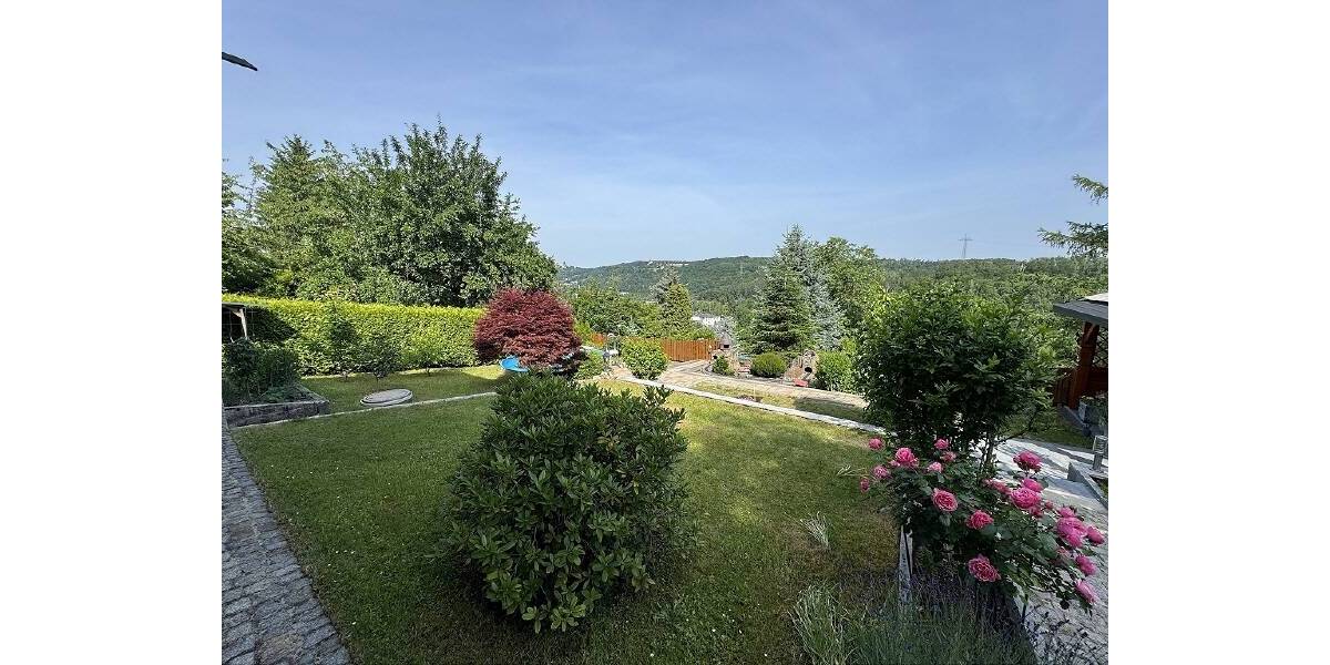 Ihr neues Zuhause mit atemberaubendem Ausblick & wunderschönem Grundstück! 5 zimmer