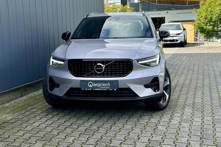 Volvo XC40 12.100 km 31.990 &euro; Dresden 01328
