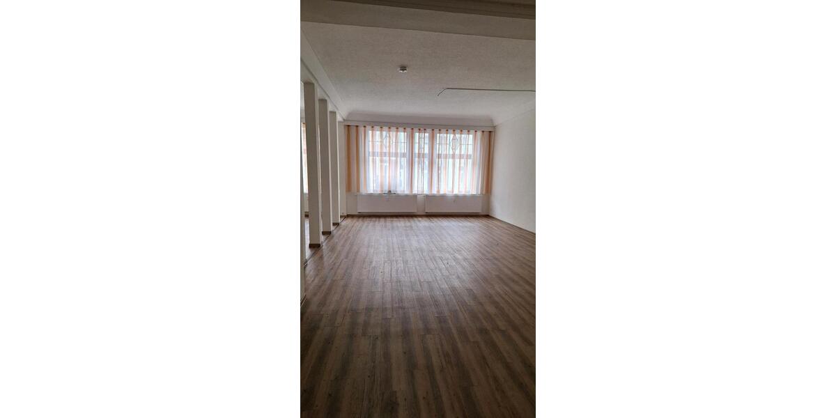 Gewerbeobjekt Ebersbach - 700&euro; | Angebot:24262050