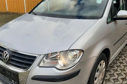 VW Touran 219.000 km 3.490 &euro; Dresden 01259