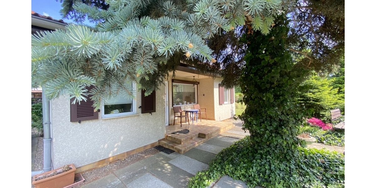 Kleiner Bungalow auf großem Baugrundstück in perfekter Lage von Coswig - Einfamilienhaus Coswig | Angebot:26889040