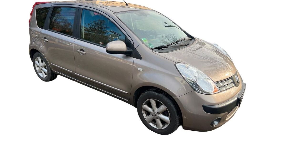 Nissan Note 185.000 km 1.999 € Dresden 01139