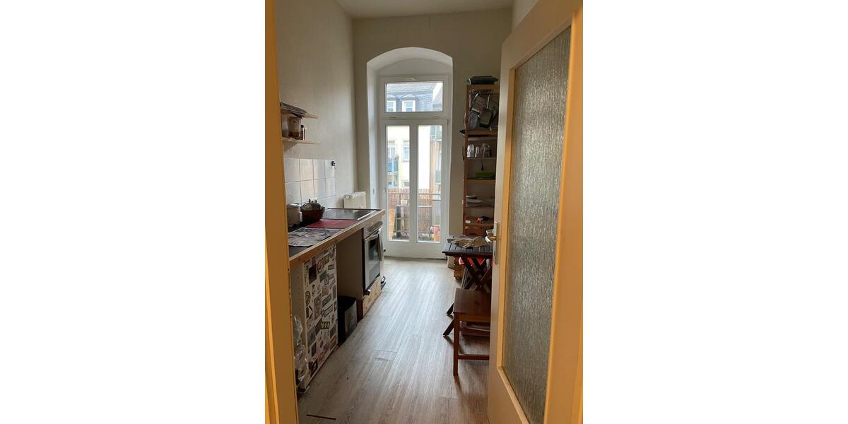 Etagenwohnung Dresden Neustadt - 1 Zimmer, 35 m&sup2;, 350&euro; | Angebot:25753752