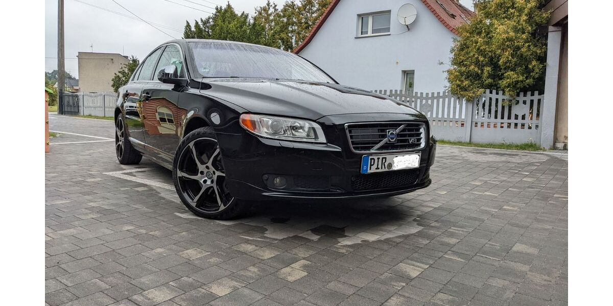 Volvo S80 296.000 km 22.980 &euro; Meißen 01662