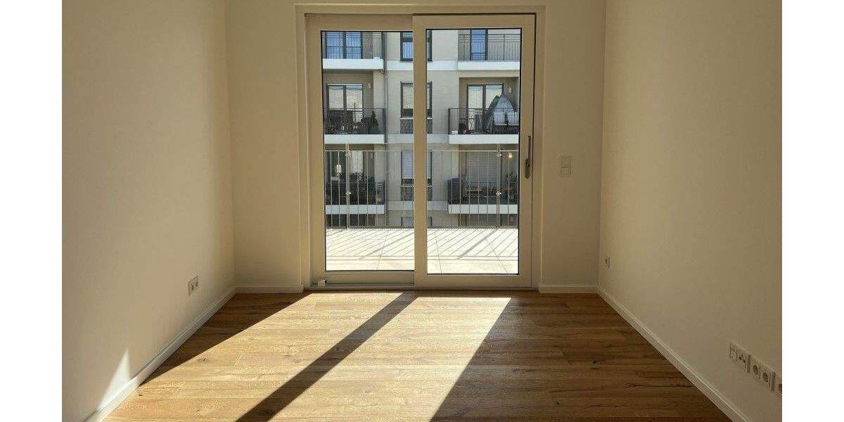 Etagenwohnung Dresden Leipziger Vorstadt - 3 Zimmer, 84 m&sup2;, 1.355&euro; | Angebot:25749167