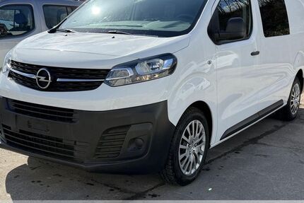 Opel Vivaro 49.439 km 20.899 &euro; Dresden 01157