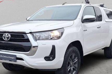 Toyota Hilux 72.003 km 38.490 &euro; Pirna 01796