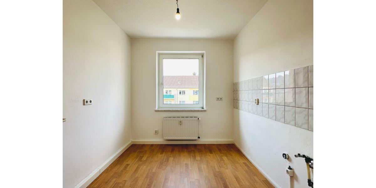 Dachgeschoßwohnung Freital - 2 Zimmer, 53 m&sup2;, 290&euro; | Angebot:25815256