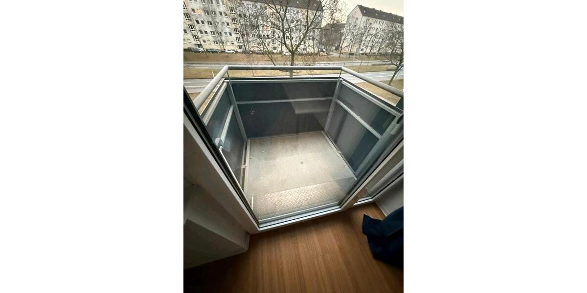 Etagenwohnung Dresden Neustadt - 4 Zimmer, 99 m&sup2;, 1.433&euro; | Angebot:26297238