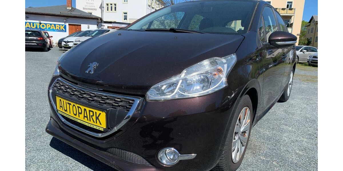 Peugeot 208 128.500 km 4.790 &euro; Heidenau 01809