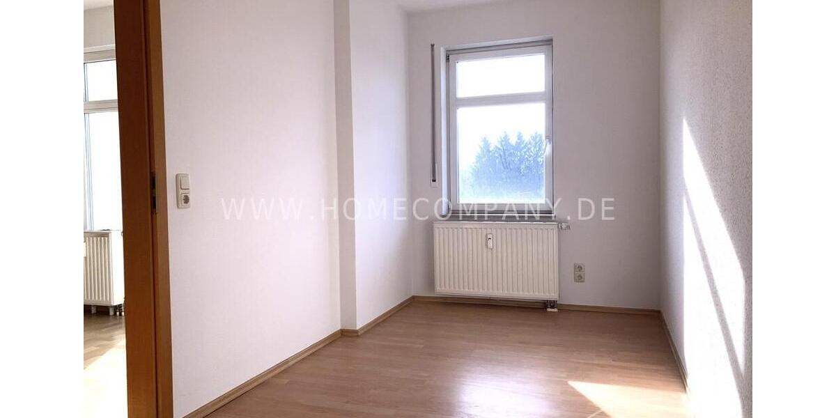 Dachgeschoßwohnung Dresden Leuben - 2 Zimmer, 45 m&sup2;, 450&euro; | Angebot:25825388