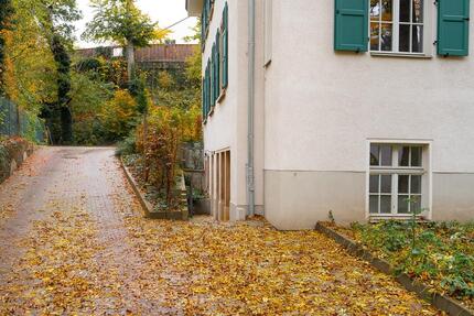 Stilvolle 3-Zimmer-Souterrainwohnung im Erstbezug im ehemaligen Lahmann-Sanatorium. 3 zimmer