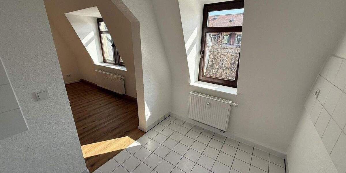 Etagenwohnung Dresden Friedrichstadt - 3 Zimmer, 67 m&sup2;, 785&euro; | Angebot:25784607
