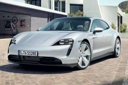 Porsche Taycan 31.500 km 64.900 &euro; Dresden 01129