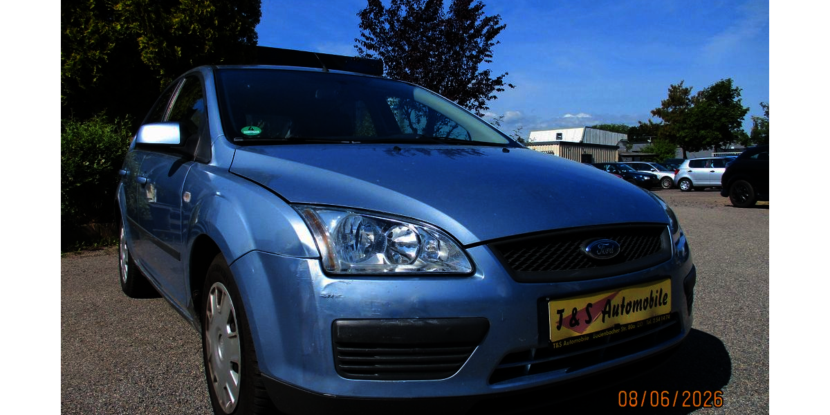 Ford Focus 130.000 km 799 &euro; Dresden 01277