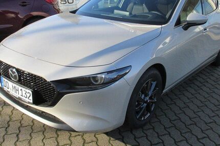 Mazda 3 4.198 km 25.200 € Dresden 01139