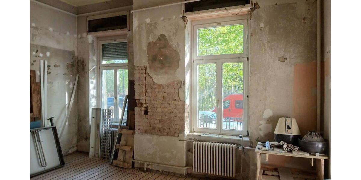 Etagenwohnung Dresden Mickten - 5 Zimmer, 139 m&sup2;, 299.000&euro; | Angebot:26334930