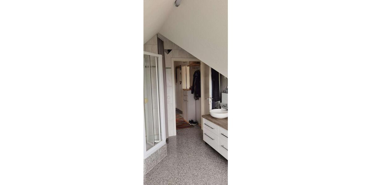 Dachgeschoßwohnung Dresden Loschwitz - 2 Zimmer, 56 m&sup2;, 850&euro; | Angebot:26445796