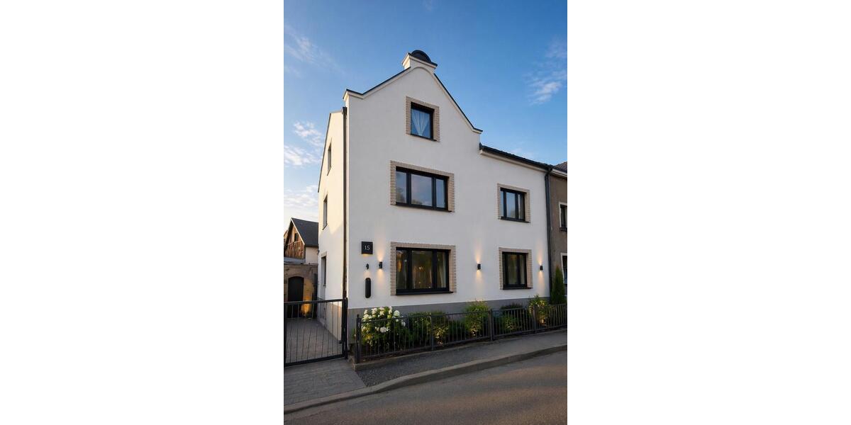Einfamilienhaus Pirna - 12 Zimmer, 200 m&sup2;, 65.000&euro; | Angebot:27085573