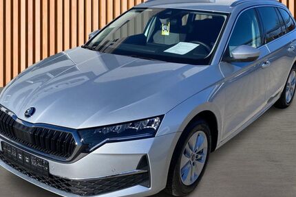 Skoda Octavia 8.766 km 28.980 &euro; Dresden 01328