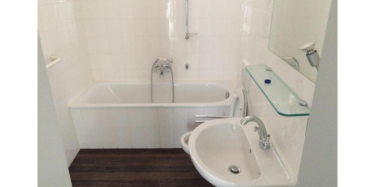 Etagenwohnung Dresden Neustadt - 5 Zimmer, 135 m&sup2;, 545.000&euro; | Angebot:26757981