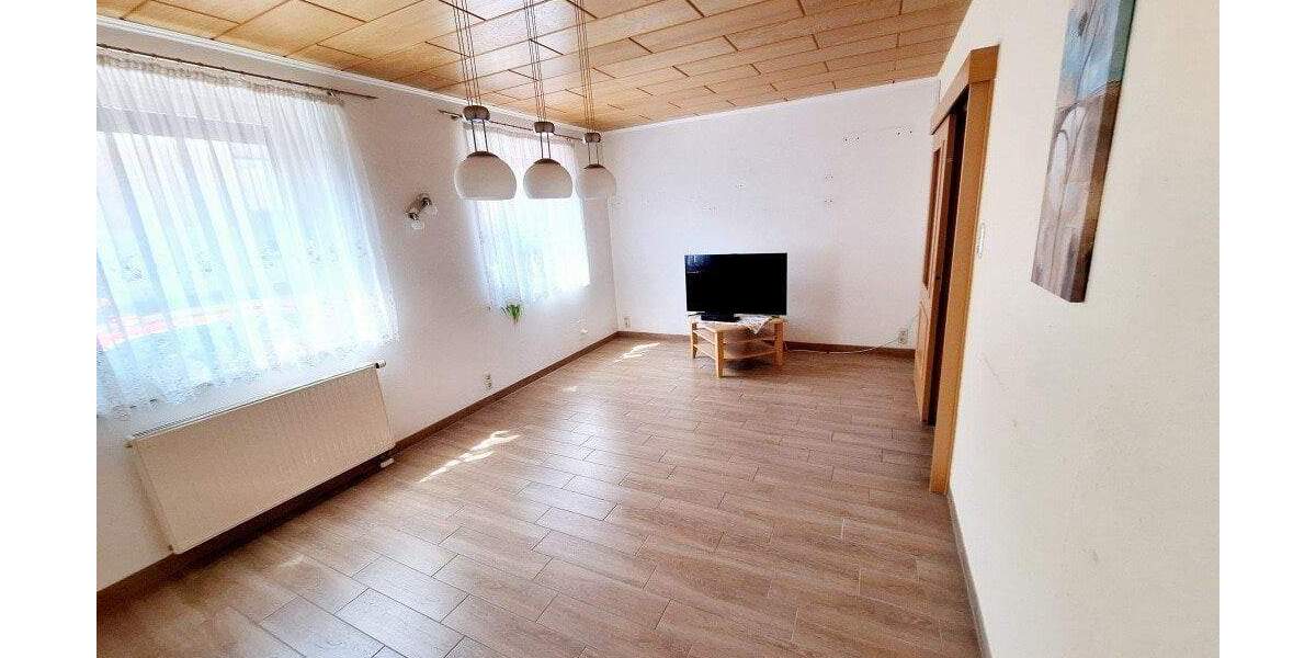 Reihenmittelhaus Pirna - 5 Zimmer, 120 m&sup2;, 350.000&euro; | Angebot:25743896