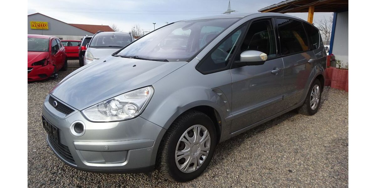 Ford S-Max 235.800 km 2.300 &euro; Dresden 01219