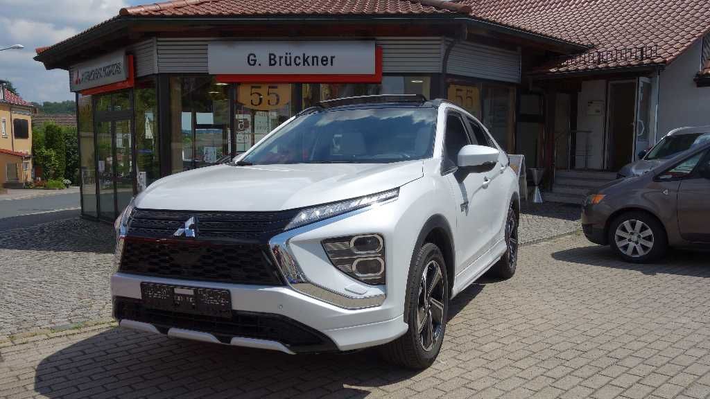 Mitsubishi Eclipse Cross 25.420 km 23.590 &euro; Freital 01705