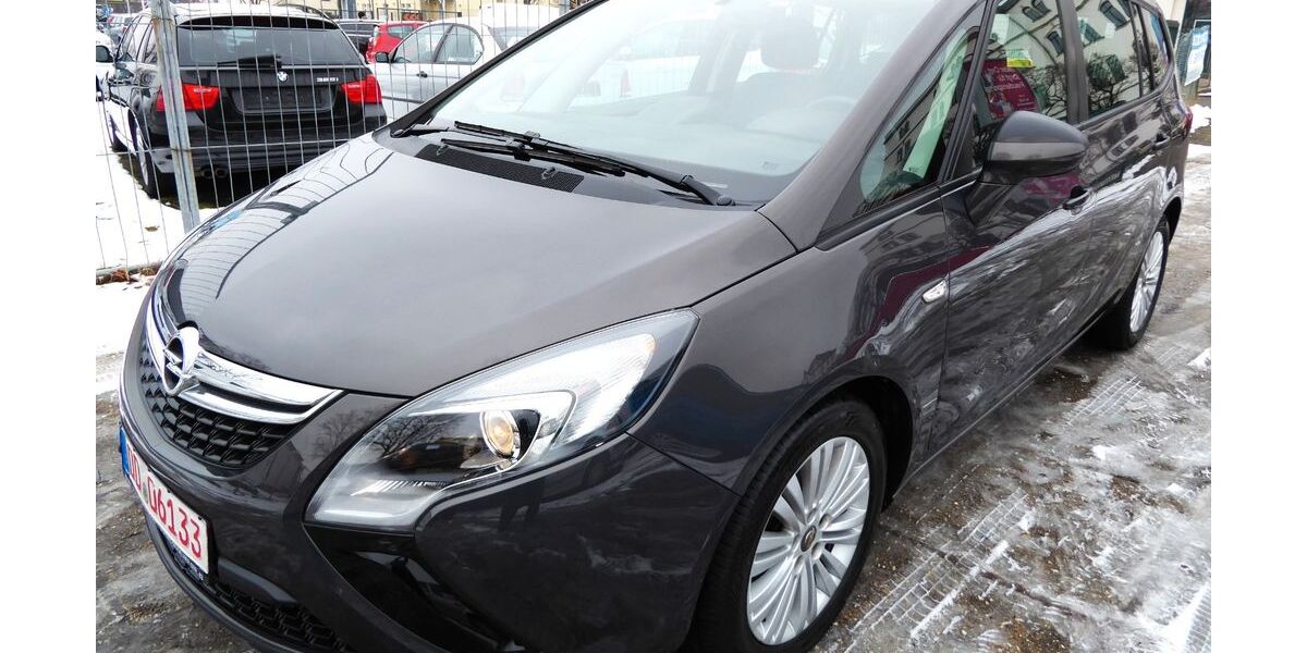 Opel Zafira 107.530 km 9.990 &euro; Dresden 01237