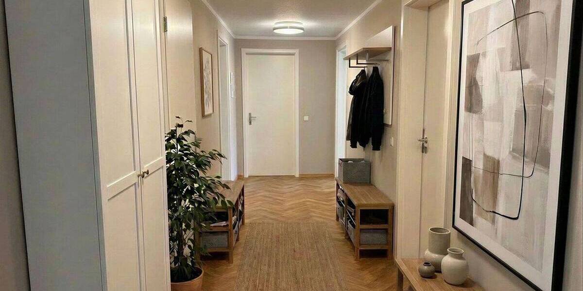 Etagenwohnung Dresden Briesnitz - 4 Zimmer, 104 m&sup2;, 335.000&euro; | Angebot:26188396