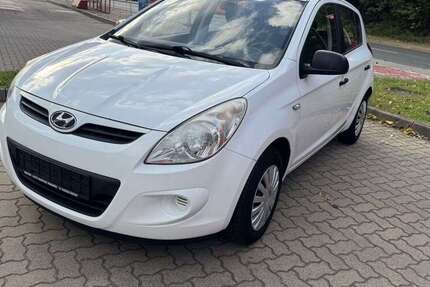 Hyundai i20 190.000 km 1.490 € Dresden 01187