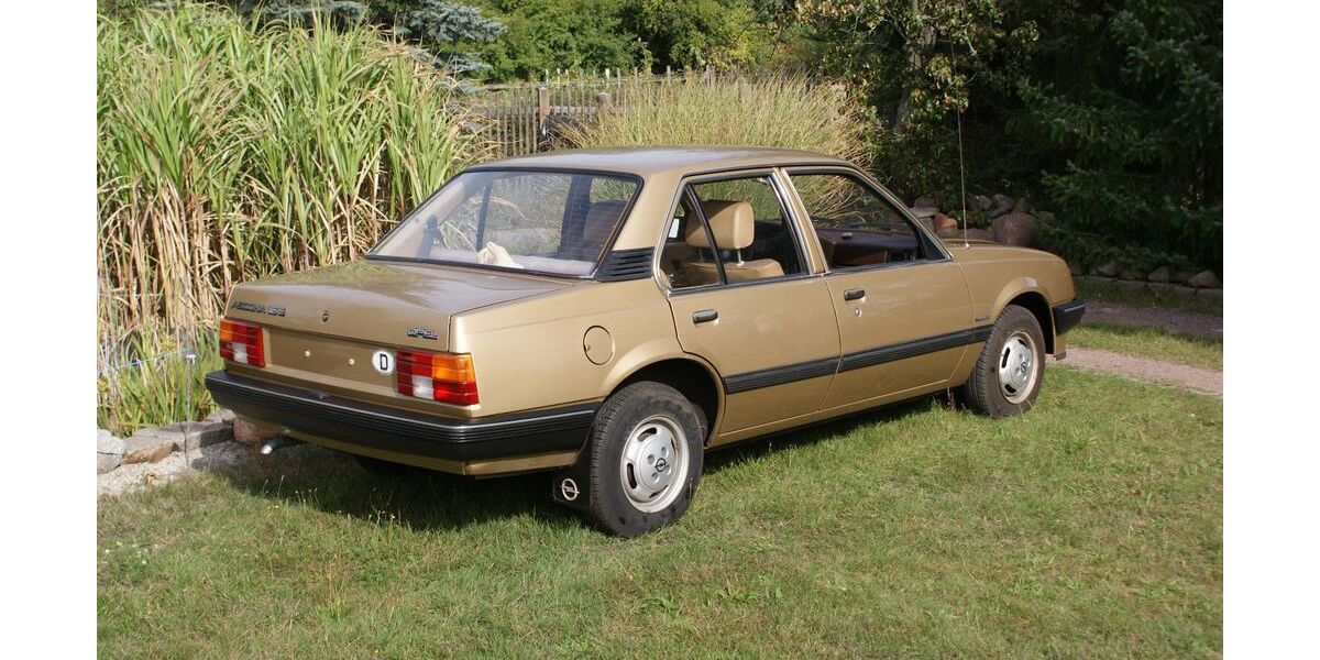 Opel Ascona 46.000 km 5.500 &euro; Niederau 01689