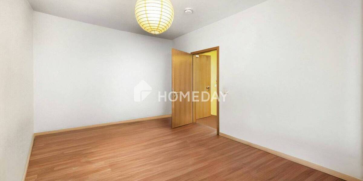 Etagenwohnung Dresden Äußere Neustadt - 3 Zimmer, 65 m&sup2;, 215.000&euro; | Angebot:26106399