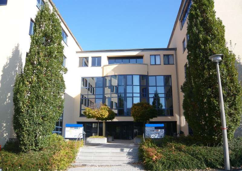 Büro in Dresden 2.495 € 264 m²