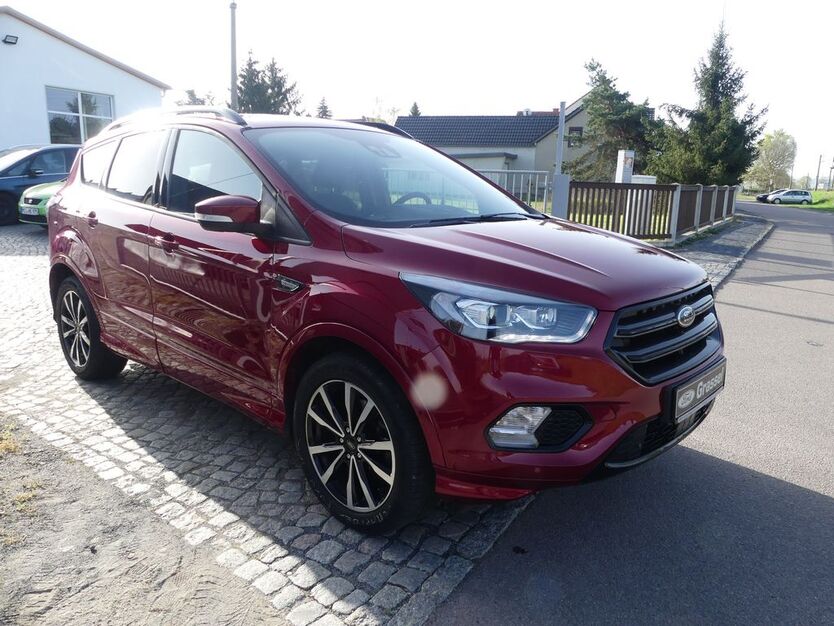 Ford Kuga 75.870 km 19.850 € Weinböhla 01689