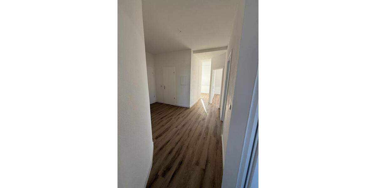 Dachgeschoßwohnung Dresden Cotta - 3 Zimmer, 70 m&sup2;, 890&euro; | Angebot:26662733