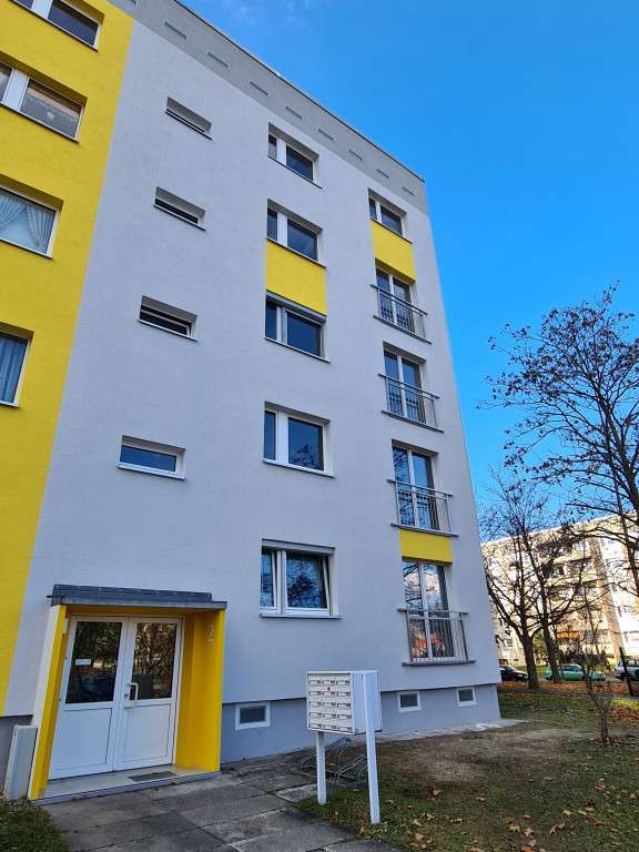 Wohnung zum Mieten in Pirna 349,16 € 64.66 m²