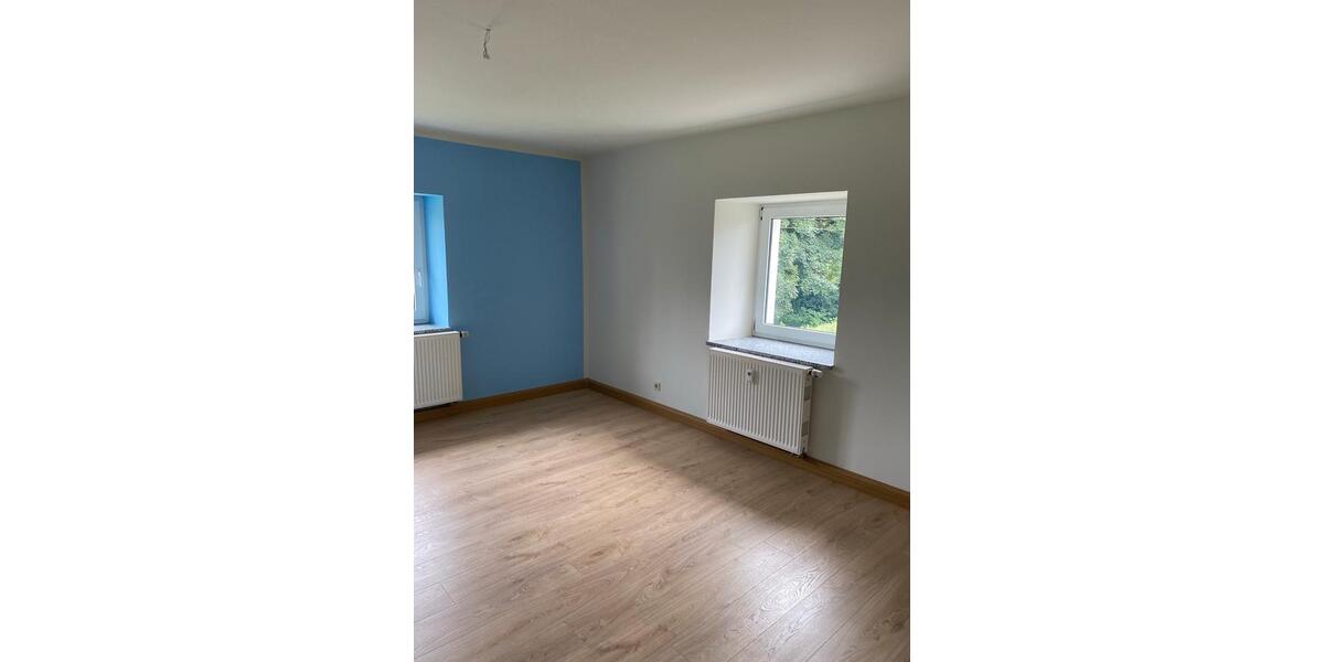 Etagenwohnung Pulsnitz - 3 Zimmer, 106 m&sup2;, 740&euro; | Angebot:25394922