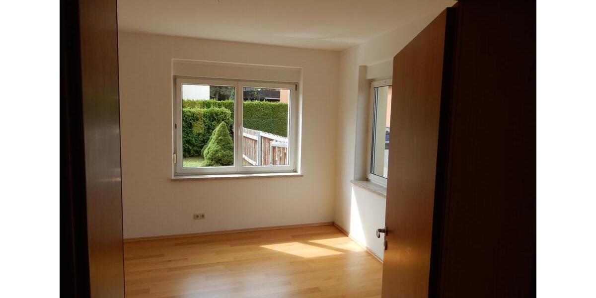 Einfamilienhaus Dresden Klotzsche - 8 Zimmer, 215 m&sup2;, 590.000&euro; | Angebot:27119340