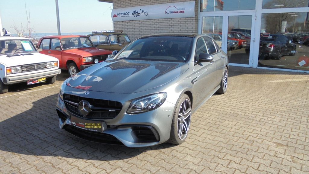 Mercedes-Benz E 63 AMG 97.650 km 52.900 &euro; Dresden 01157