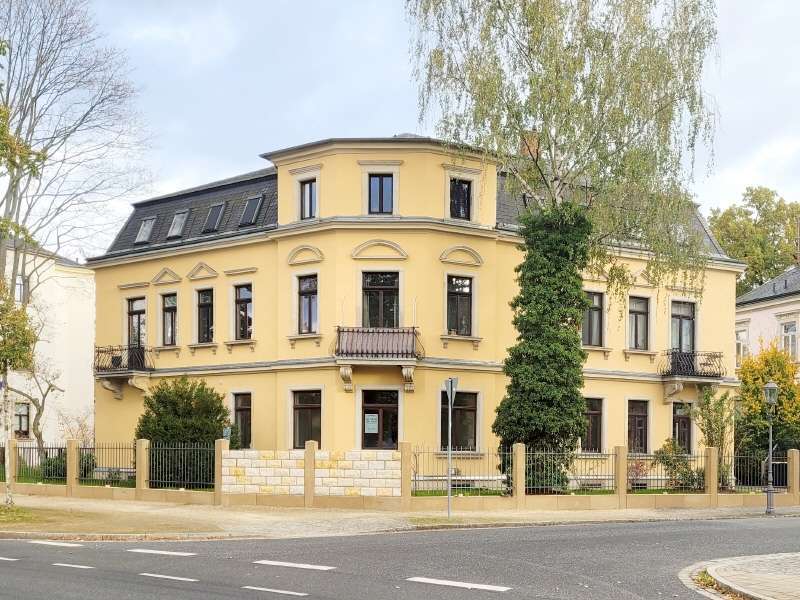 Wohnung zum Mieten in Dresden 1.793 € 128.5 m²