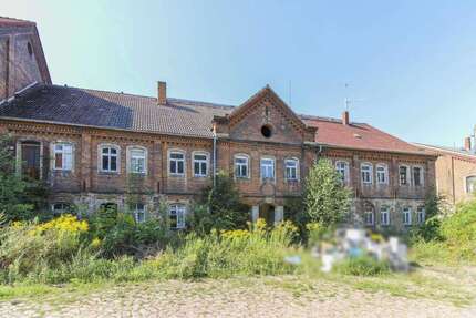 Haus zum Kaufen in Klipphausen 159.000 € 640.18 m²
