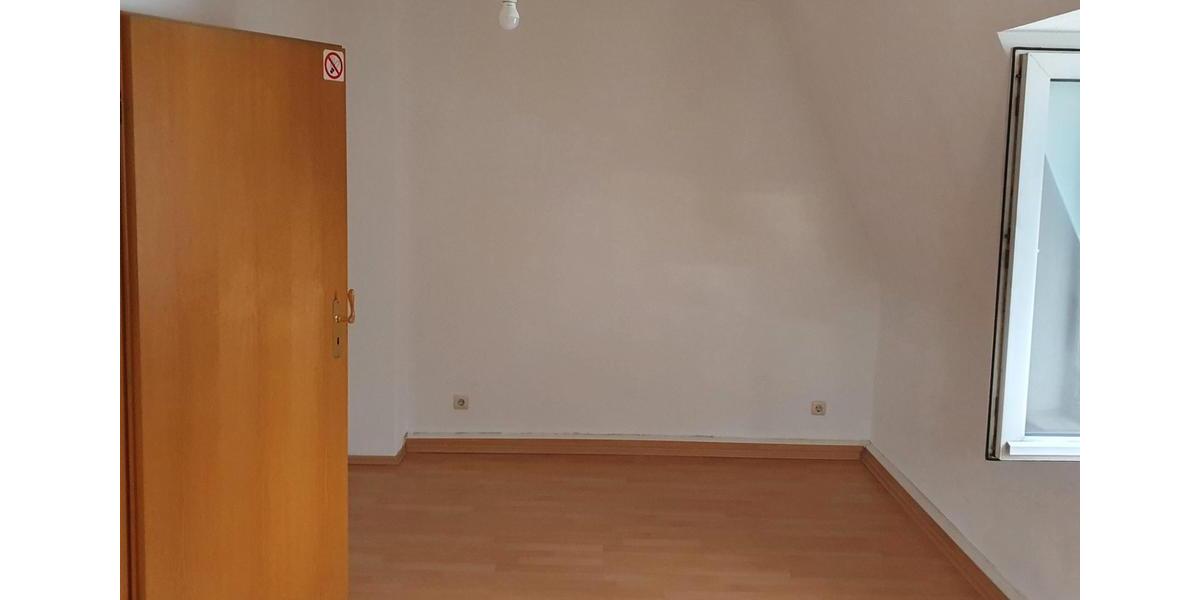 Dachgeschoßwohnung Dresden Neustadt - 2 Zimmer, 69 m&sup2;, 215.000&euro; | Angebot:27211974