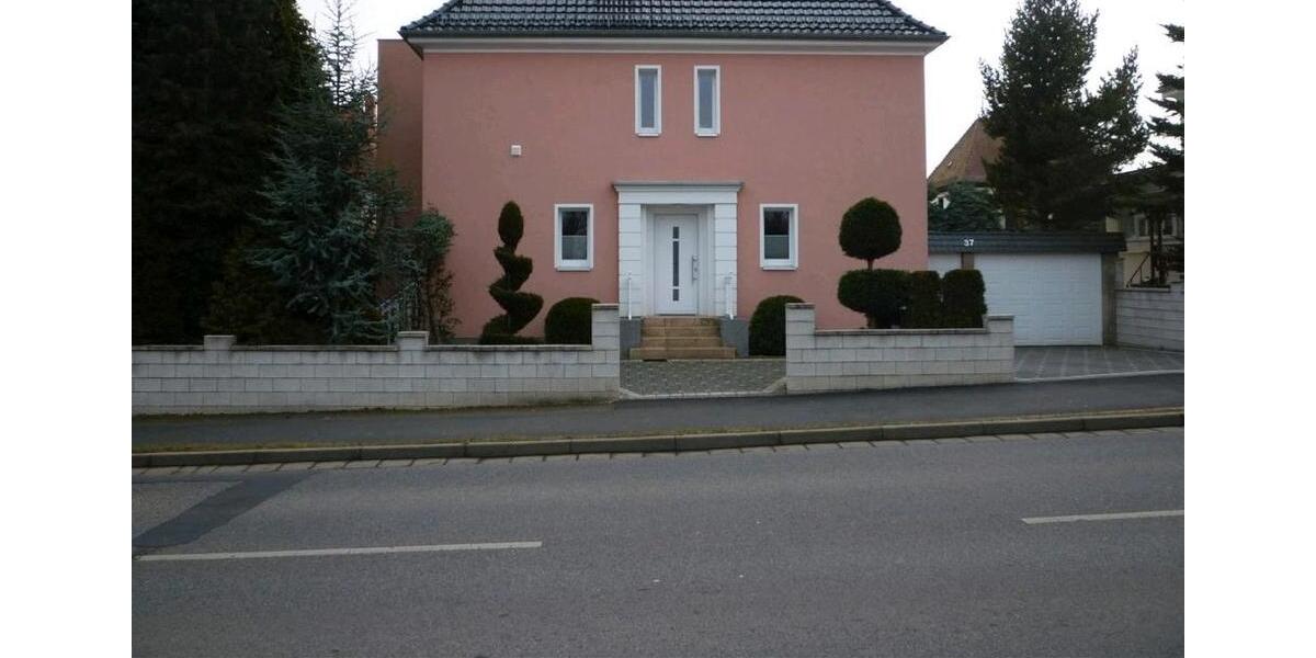 vollmöbeliertes Apartment mit großer Dachterrasse 1.5 zimmer