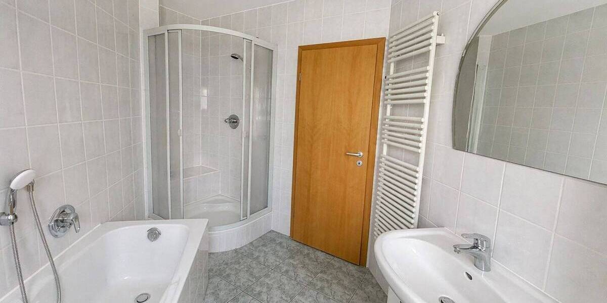 Etagenwohnung Radebeul - 3 Zimmer, 77 m&sup2;, 380.000&euro; | Angebot:26488338