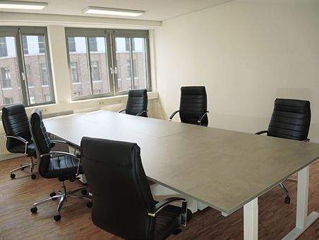 Büroraum 12 im 5. OG - Penthouse Center Dresden, möbliert, 247 zimmer