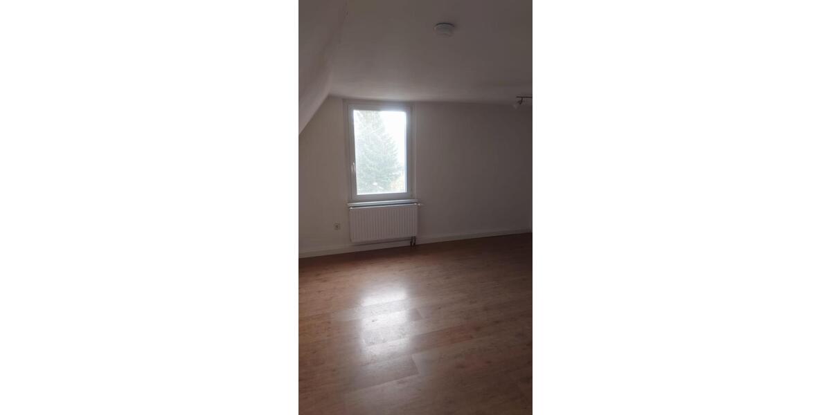 Dachgeschoßwohnung Wilsdruff - 2 Zimmer, 54 m&sup2;, 552&euro; | Angebot:25794403