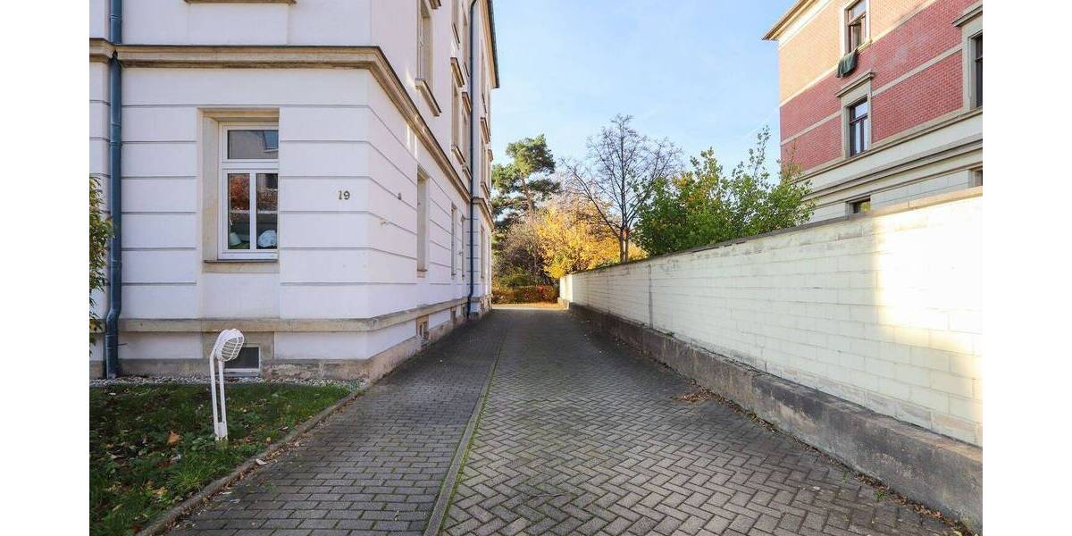 Etagenwohnung Dresden Löbtau-Nord - 2 Zimmer, 49 m&sup2;, 129.000&euro; | Angebot:26187430