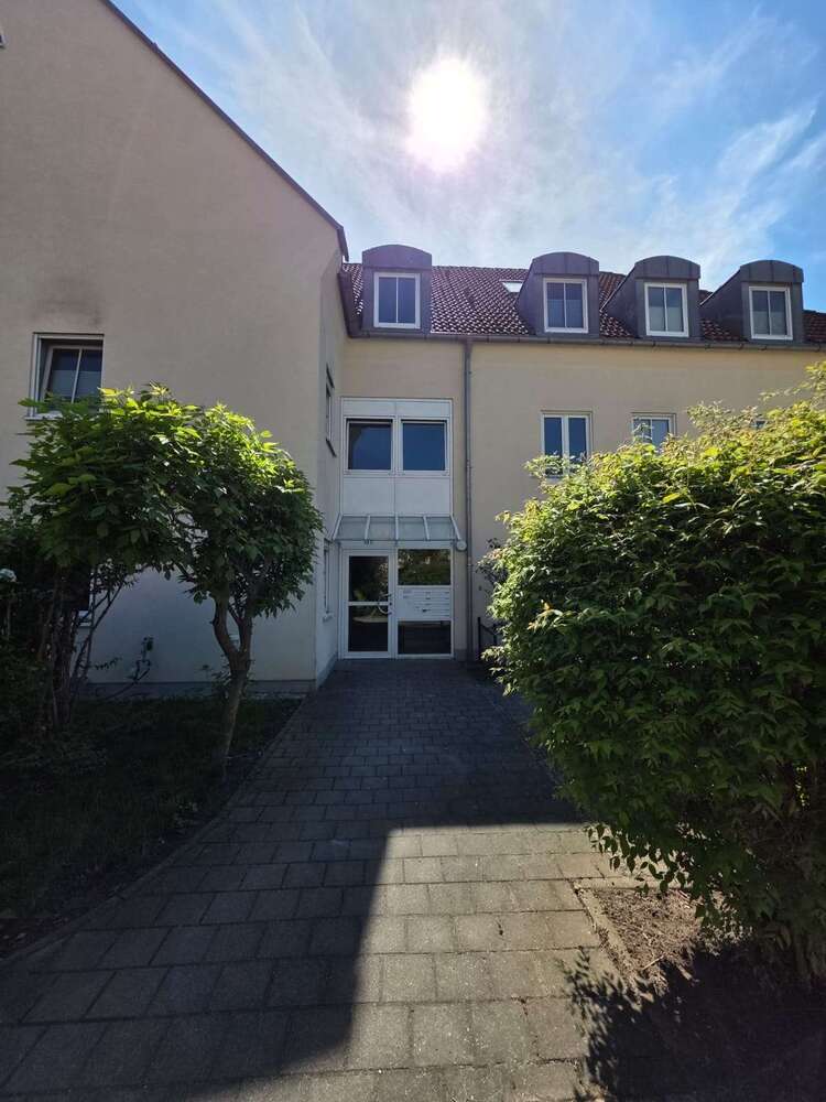 Wohnung zum Mieten in Coswig 650 € 73.45 m²